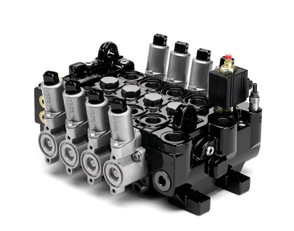 Integrated Parker hydraulics System Improves Security and Performance for Hook Loaders   